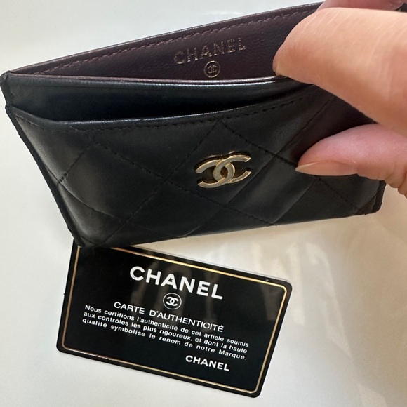 AUTHENTIC CHANEL BLACK LAMBSKIN CARD HOLDER - Picture 8 of 8